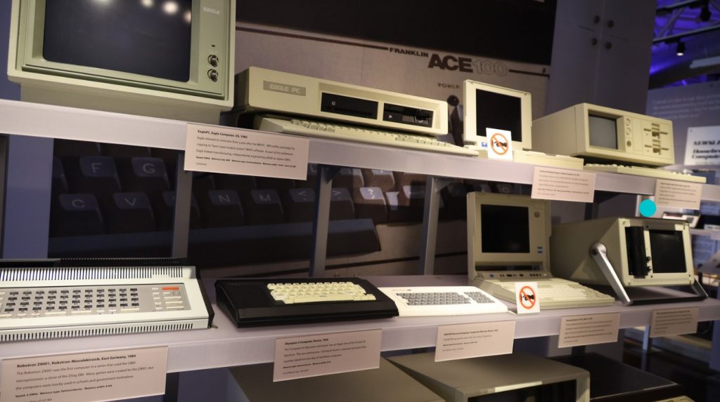 Wann gab es den ersten Computer